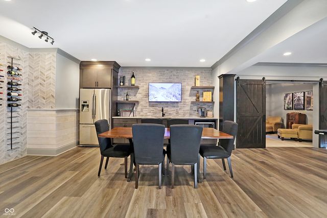 10725 Holliday Farms Boulevard, Zionsville, IN 46077