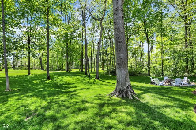 10725 Holliday Farms Boulevard, Zionsville, IN 46077