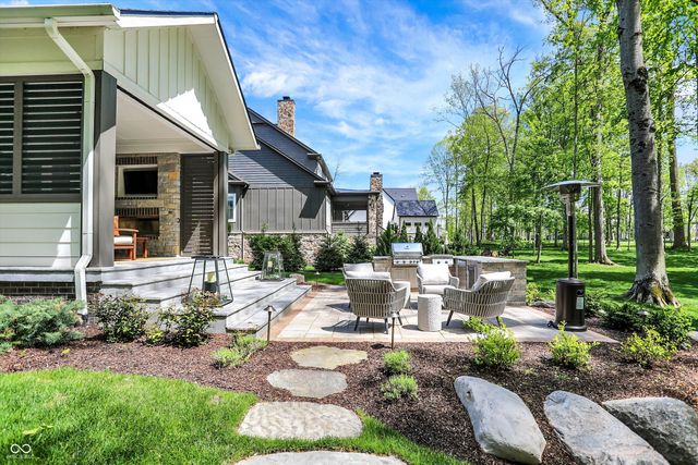 10725 Holliday Farms Boulevard, Zionsville, IN 46077