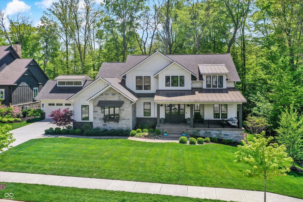 10725 Holliday Farms Boulevard, Zionsville, IN 46077