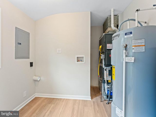 306 WILTSHIRE DR, Williamstown, NJ 08094