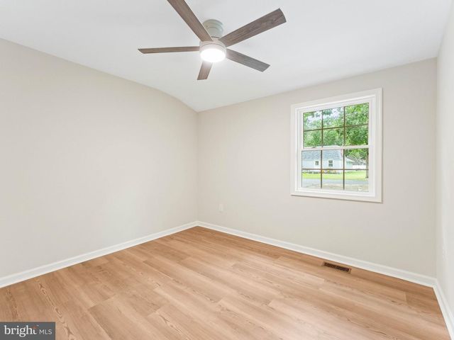 306 WILTSHIRE DR, Williamstown, NJ 08094