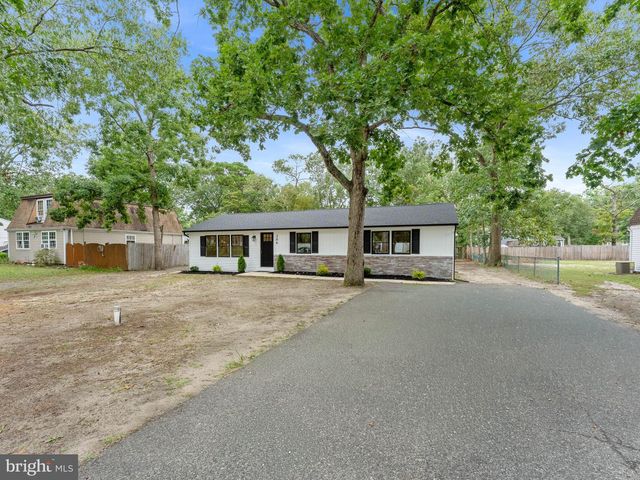 306 WILTSHIRE DR, Williamstown, NJ 08094