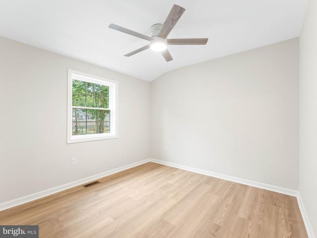 306 WILTSHIRE DR, Williamstown, NJ 08094