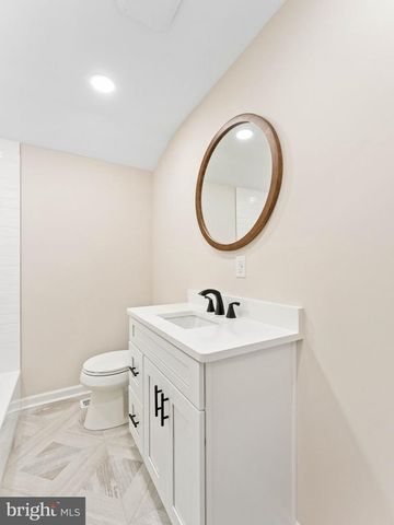 306 WILTSHIRE DR, Williamstown, NJ 08094