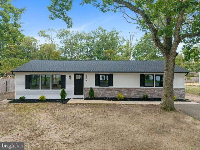 306 WILTSHIRE DR, Williamstown, NJ 08094