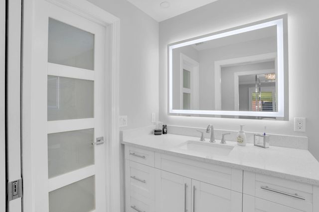 540 High Point Drive A, Delray Beach, FL 33445