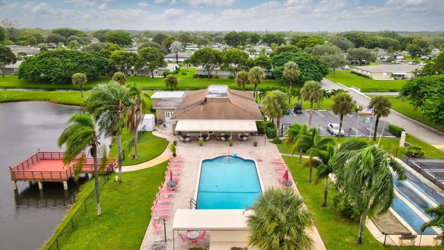 540 High Point Drive A, Delray Beach, FL 33445