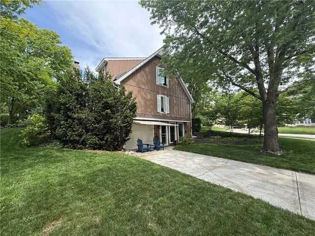 1509 Wynbrick Drive, Liberty, MO 64068