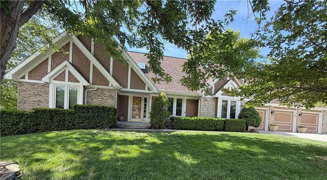 1509 Wynbrick Drive, Liberty, MO 64068