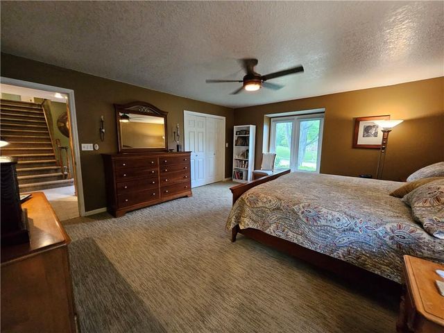 1509 Wynbrick Drive, Liberty, MO 64068