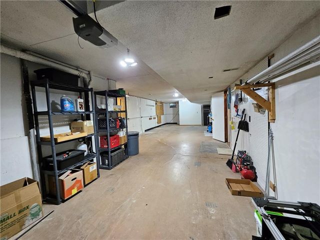 1509 Wynbrick Drive, Liberty, MO 64068