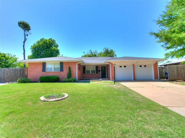 10505 Lyndon Road, The Village, OK 73120