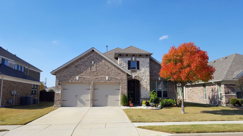 4005 Hawthorne Drive, Sachse, TX 75048