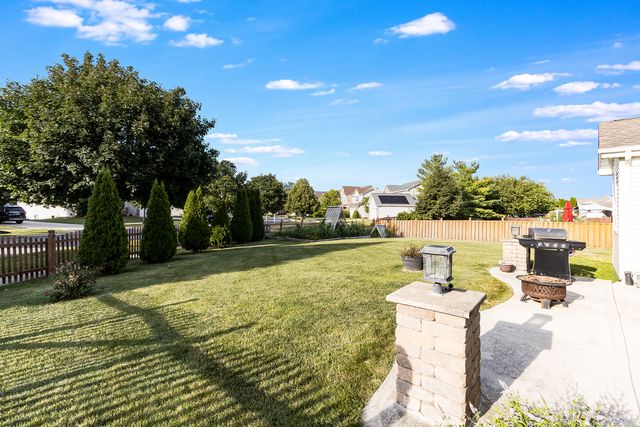 1010 Marion Drive, Shorewood, IL 60404