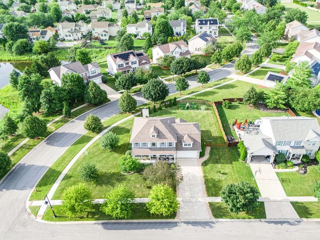 1010 Marion Drive, Shorewood, IL 60404