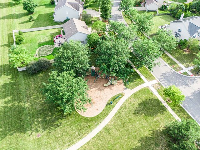 1010 Marion Drive, Shorewood, IL 60404