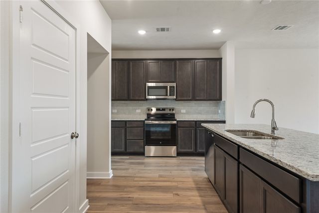 2414 Rooke Road, Bryan, TX 77807