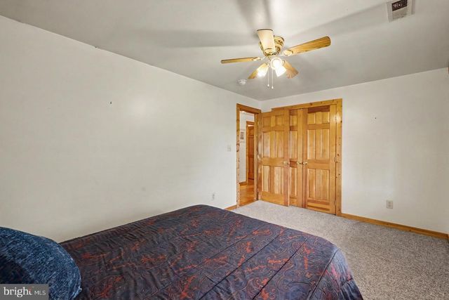 186 HIGH KNOB RD, Front Royal, VA 22630