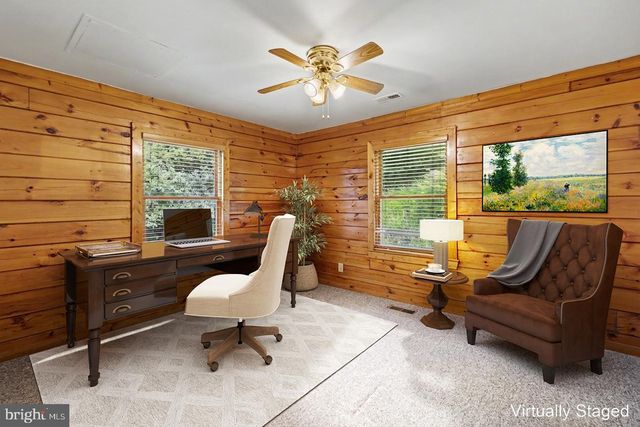 186 HIGH KNOB RD, Front Royal, VA 22630