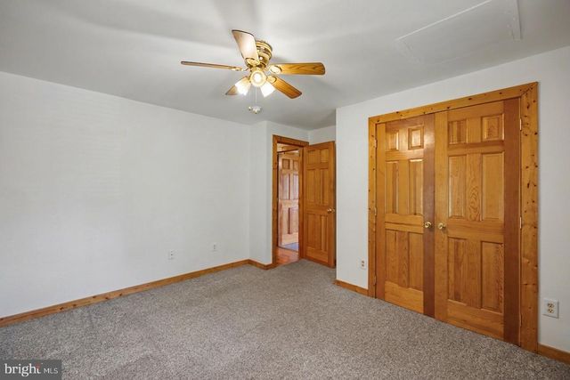 186 HIGH KNOB RD, Front Royal, VA 22630