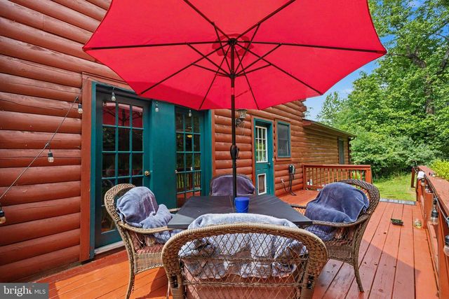 186 HIGH KNOB RD, Front Royal, VA 22630