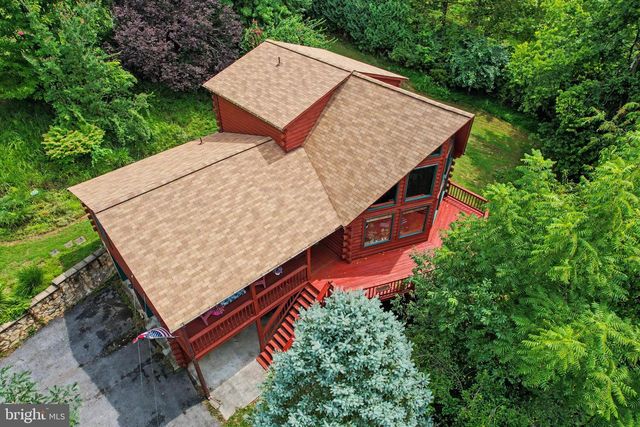 186 HIGH KNOB RD, Front Royal, VA 22630