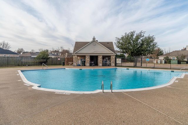 1017 Blue Jay Lane, Sherman, TX 75092