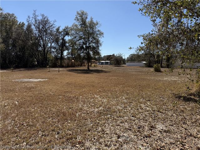 2281 N Unicorn Road, Avon Park, FL 33825