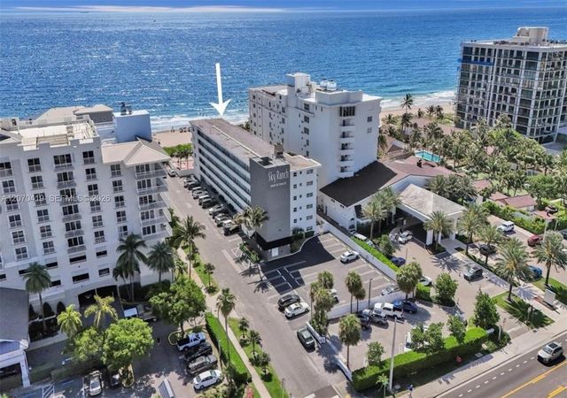 3424 SE 12th Street B6, Pompano Beach, FL 33062