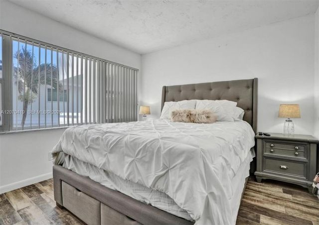 3424 SE 12th Street B6, Pompano Beach, FL 33062