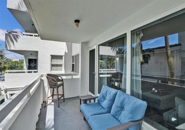 3424 SE 12th Street B6, Pompano Beach, FL 33062