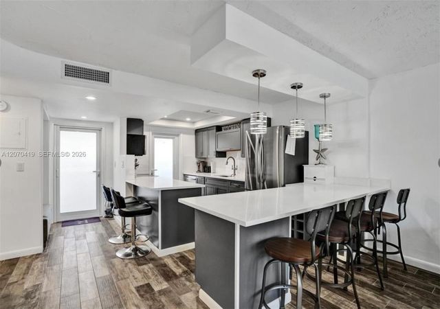 3424 SE 12th Street B6, Pompano Beach, FL 33062
