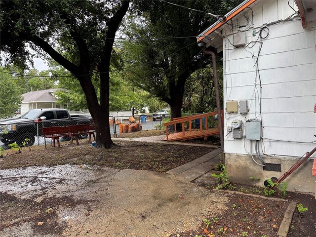 1115 Kirk Ave, Austin, TX 78702