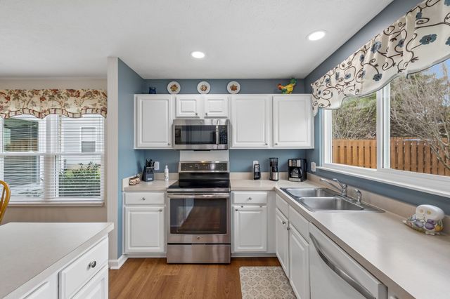 2805 Summer Hollow Ln, Hermitage, TN 37076