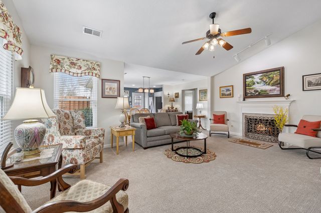 2805 Summer Hollow Ln, Hermitage, TN 37076