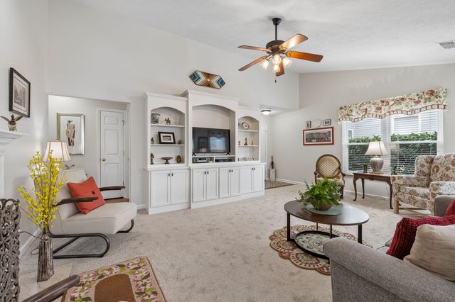 2805 Summer Hollow Ln, Hermitage, TN 37076