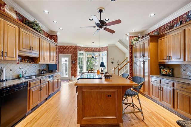 4467 Chattahoochee Plantation Drive SE, Marietta, GA 30067