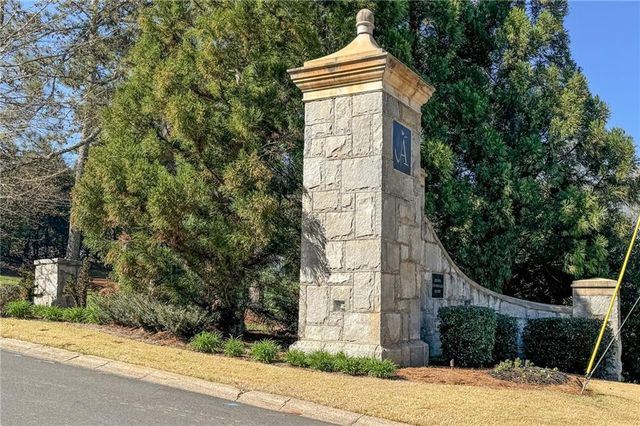 4467 Chattahoochee Plantation Drive SE, Marietta, GA 30067