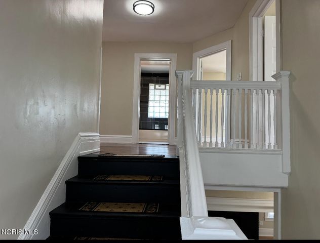 975 Woodland Avenue, Toledo, OH 43607