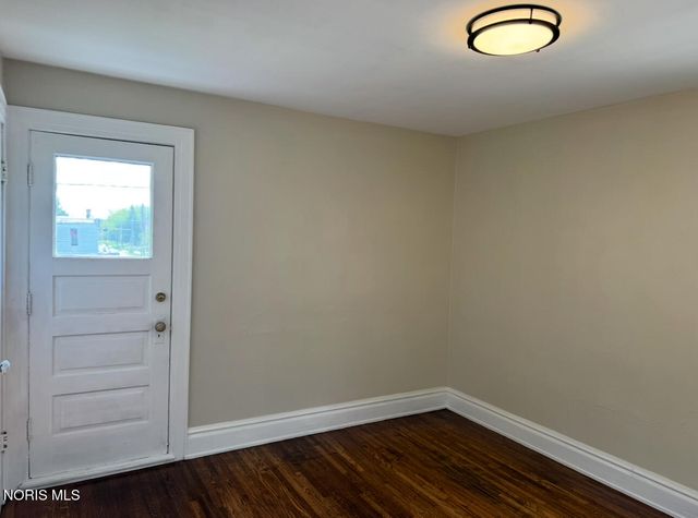 975 Woodland Avenue, Toledo, OH 43607