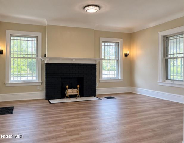 975 Woodland Avenue, Toledo, OH 43607