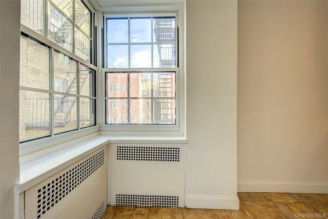 35-25 77 Street B53, Jackson Heights, NY 11372