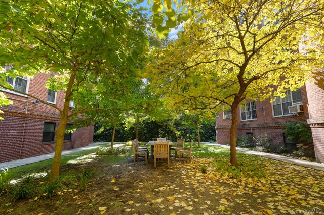 35-25 77 Street B53, Jackson Heights, NY 11372