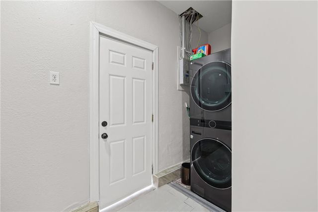 11637 W 68TH Terrace, Shawnee, KS 66203