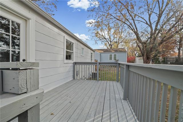 11637 W 68TH Terrace, Shawnee, KS 66203