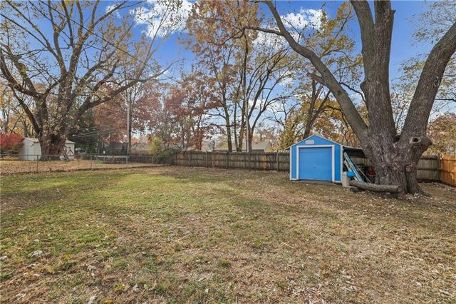 11637 W 68TH Terrace, Shawnee, KS 66203