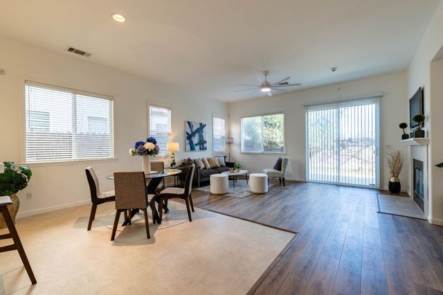 3116 Dovehouse Ln, Modesto, CA 95355