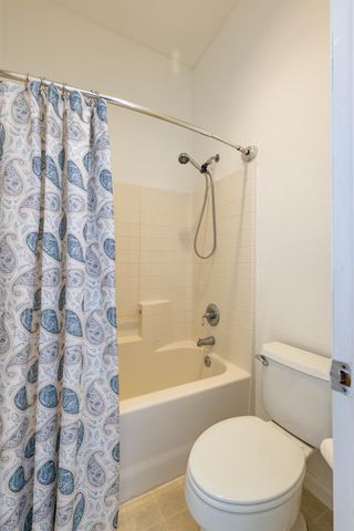 3116 Dovehouse Ln, Modesto, CA 95355