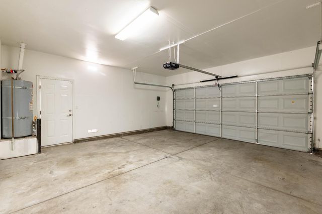 3116 Dovehouse Ln, Modesto, CA 95355